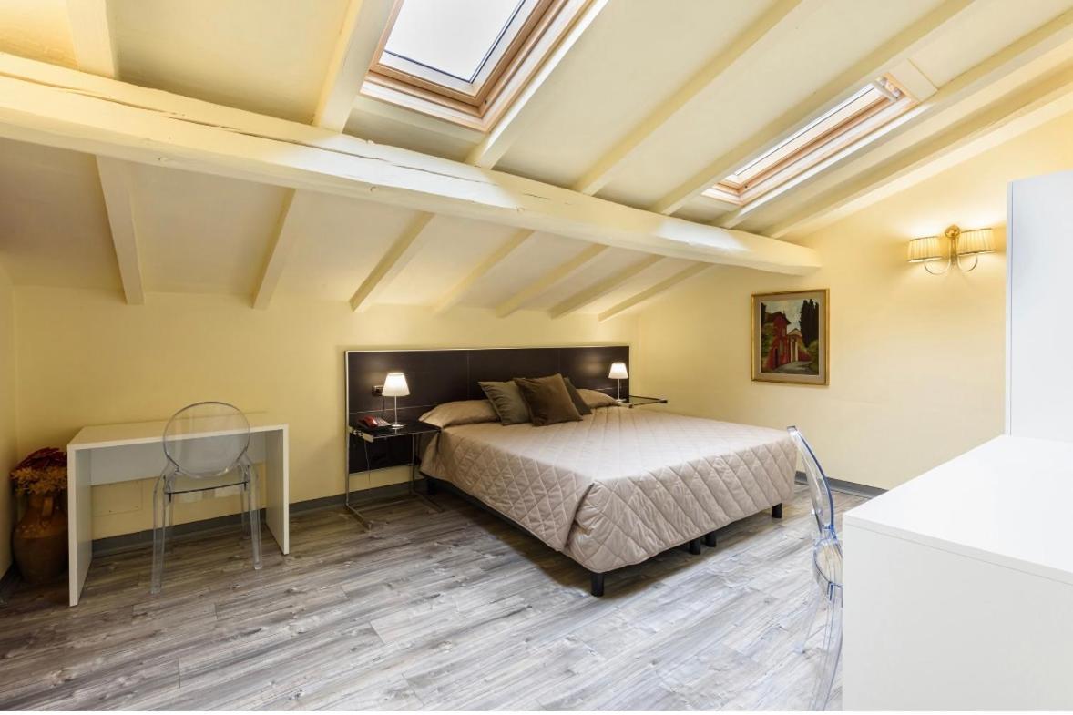 B&B Casa Rossa Firenze Bagian luar foto